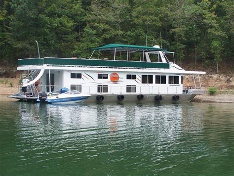 About your houseboat rental reservations… houseboat rental on dale hollow lake at sunset marina offers three convenient sizes of houseboats from which to choose. 74' Flagship Houseboat on Dale Hollow Lake