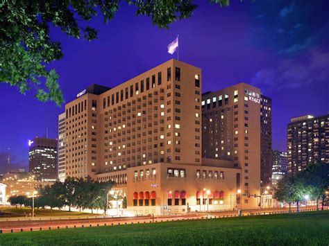 Chicago to st louis drive time. Hyatt Regency St. Louis at The Arch, St. Louis, Missouri ...
