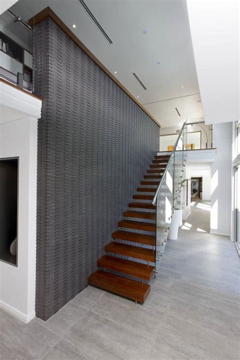 First, determine whether you are dealing with a handrail or a guard. Stair Railing Height Type — Home Decoration : Choose Ideal ...