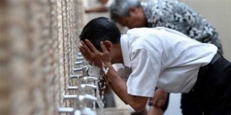 Niat Doa Setelah Wudhu Lengkap Arab Dan Latinnya - Kang Fappin