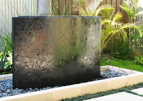 Whether you're wanting a modern feature or a subtle waterfall browse homebase now. 10 ایده کم هزینه و جذاب برای ایجاد آبنما در باغچه و بالکن منزل