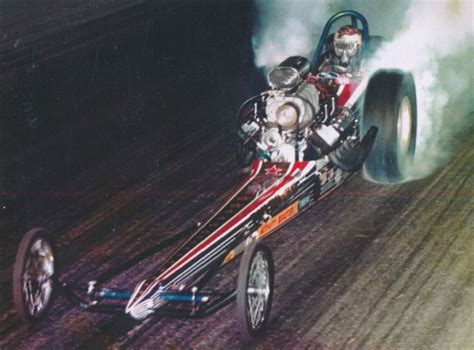 Tom mcewen, in the adams and mcewen dragster defeated tommy ivo (driving the speedcraft twin engine buick dragster) in the top eliminator final at fontana. Tom McEwen Tirend 1969 Front Engine Dragster (1/25) (fs ...