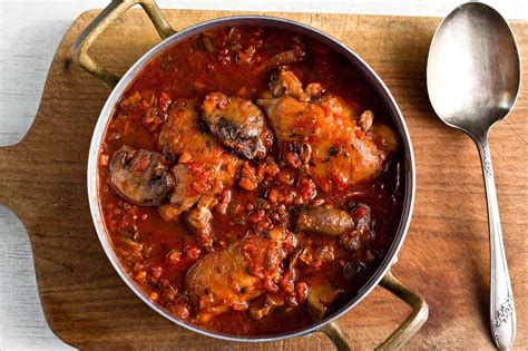 Instructions season chicken with salt & pepper to taste. Authentic Italian Chicken Cacciatore Recipe