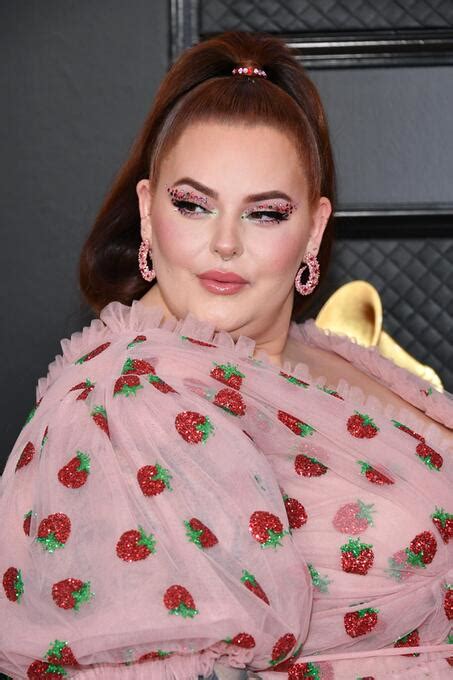 Tess Holliday Steckbrief Bilder Und News Gmx