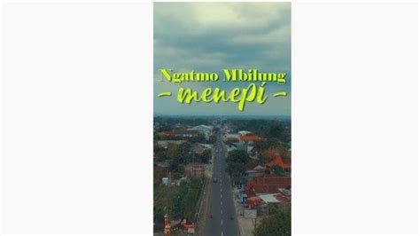 Dan berikut ini adalah beberapa contoh chord gitar lagu melayu mudah yang bisa anda jadikan referensi untuk belajar. Chord Kunci Gitar dan Lirik Lagu Menepi - Ngatmombilung ...