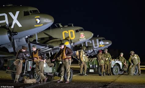 30 Dakotas Fly From Raf Duxford For 75th D Day Anniversary Express Digest