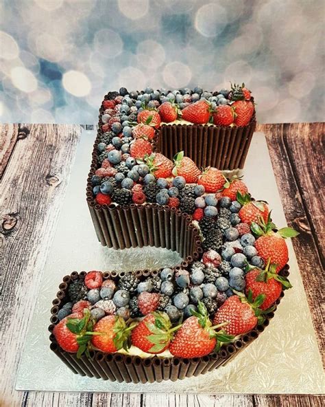 Jetzt ausprobieren mit ♥ chefkoch.de ♥. Cream Tarte Cake, la torta a forma di numero o lettera che ...