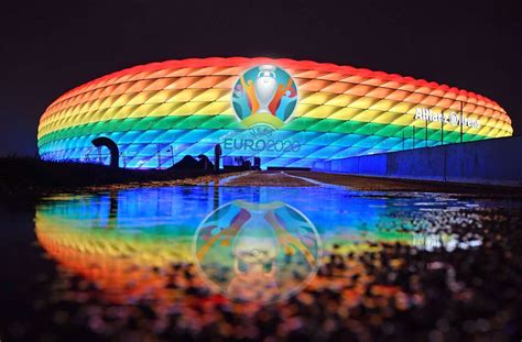 Unsere kicker jubeln nach dem schlusspfiff. Deutschland bei der EM 2021: Stadion könnte gegen Ungarn ...
