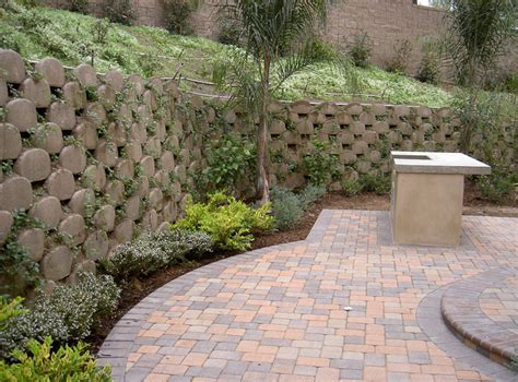 Concrete Retaining Wall Garden Walls Soil Retention For Garden