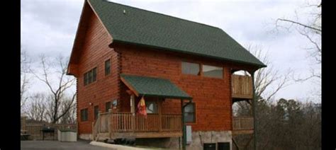 Gatlinburg cabins and pigeon forge cabin rentals in the great smoky mountains in tennessee. Cloud 9 Dollywood Cabin Rental Starr Crest Resort | Resort ...