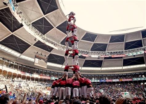 The Castells Of Catalonia Inside The Incredible Art Of Human Towers