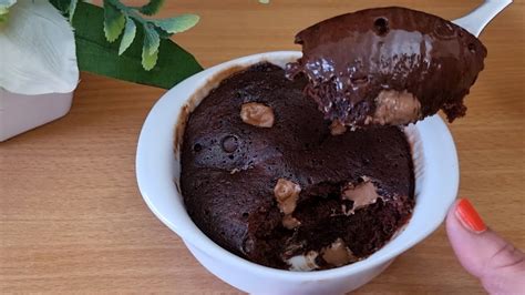 Mug Cake Au Chocolat En 1 Minute Au Micro Ondes Dessert Facile Et