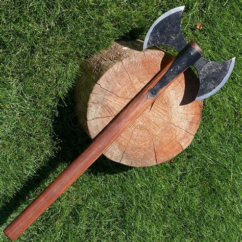 Although not a traditional viking design the double headed axe is a fearsome weapon! Viking double-edged axe with forged head | Outfit4Events