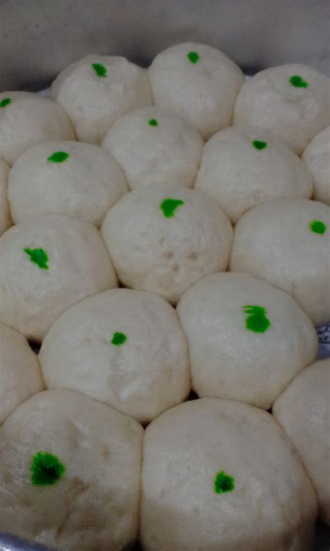 Aplikasi resepi pau/ ini menyediakan pelbagai resepi memasak pau dengan aneka macam rasa dan kreasi hidangan yang sedap untuk hidangan keluarga anda. Resepi Pau Gebu yang sangat lembut - Cerita Ita