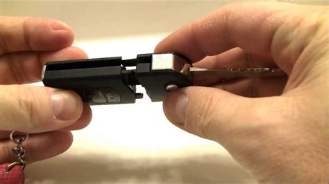 How to open mazda key fob. How to Change Key FOB battery for Mazda CX-7 - YouTube