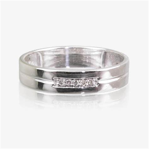Whether shopping for a simple engagement ring, solitaire diamond ring or other style, we have unique rings to choose from! 9ct White Gold Diamond Ladies Wedding Ring 4mm