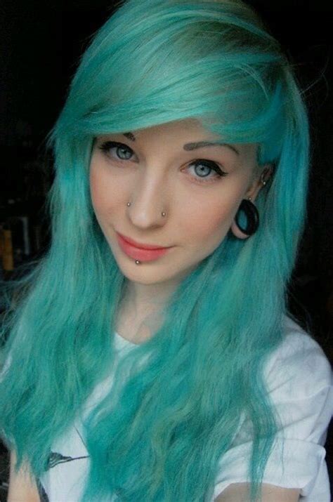 Hannah Walpole Double Nose Piercing Nose Piercings Labret Piercing