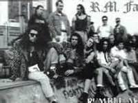 Rumble militia şarkıcısına ait albümleri ve diğer şarkıları da görebilir ve dinleyebilirsiniz. Rumble militia