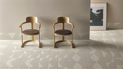 Der richtige zeitpunkt ist, wenn die fugen nicht mehr zu weich sind, aber sich die überschüssige fugenmasse noch gut abwaschen lässt. Fliesen, Mosaik & Marmor - Beratung durch Dolomite Tiles ...