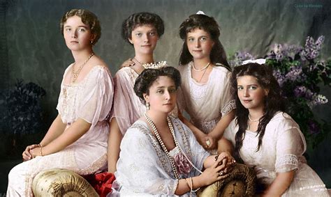 Romanov Daughters With Their Mother Tsarina Alexandra 1913 Matthews