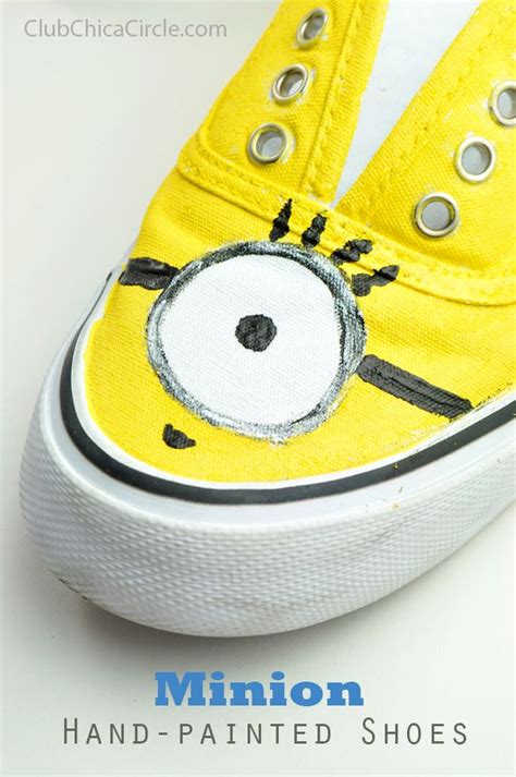 Minion Hand Painted Shoes For Back To School Fashion Club Chica Circle Hand Painted Shoes
