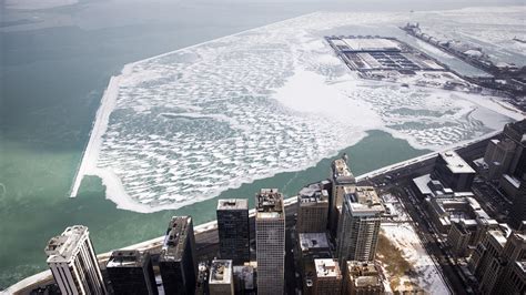 Lake Michigan Ice Coverage Lower Than Normal Chicago Tribune