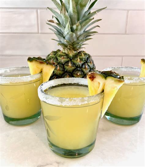 21 Best Vodka Pineapple Drinks Best Round Up Recipe Collections