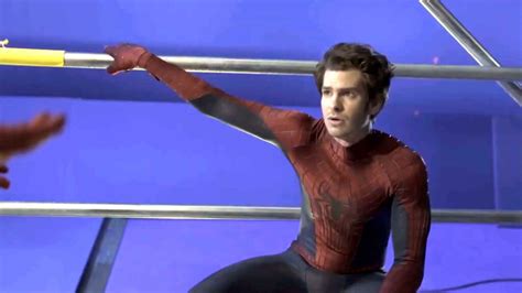 andrew garfield spider man no way home set video is it real or fake explained therecenttimes