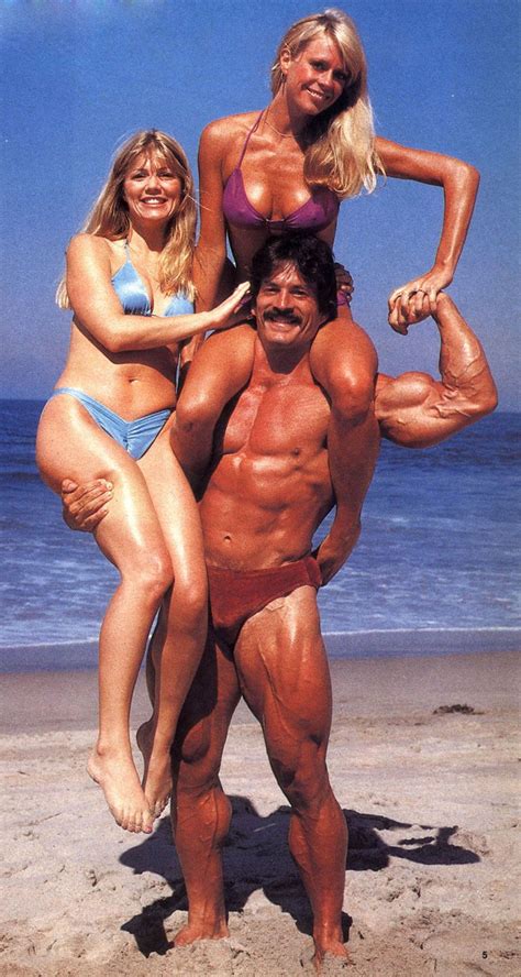 Mike Mentzer Girls 1 Arnold Schwarzenegger Bodybuilding