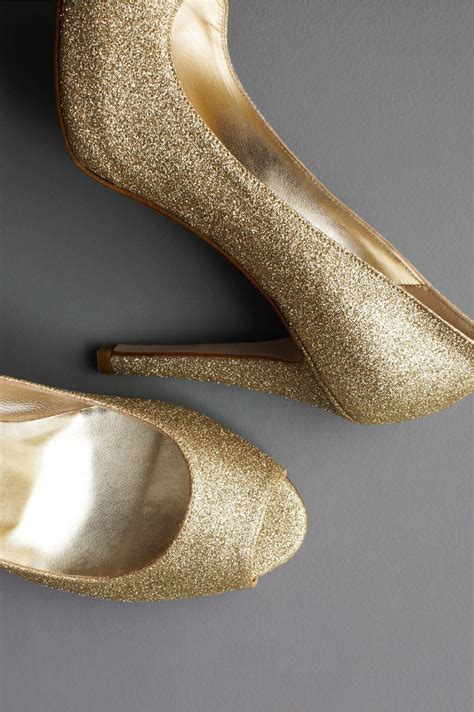 Mmmm Gold Sparkles I Want To Wear These With Something Pink Gold