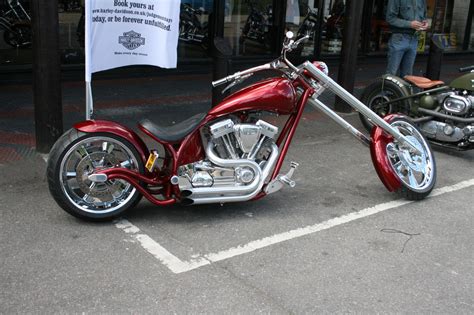 The custom of this motor aeon accompany me to 1960, i anticipate the appearance is aggregate amid old era and chooper. Big Red Harley Davidson chopper
