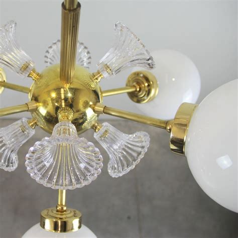 Ev sahiplerinin karanlık odaları aydınlatması ve evlerine güzellik katması için yeterli aydınlatmanın büyüleyici için alibaba.com'u ziyaret edin. Mid-Century Sputnik Lampe mit 6 Kugeln bei Pamono kaufen