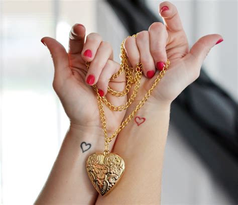 Cr Tattoos Design Small Heart Tattoos For Girls