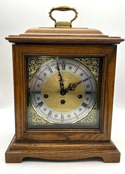 Vintage Howard Miller Mantle Clock Westminster Triple Chime Model 612