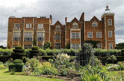 Top 10 Great English Stately Homes