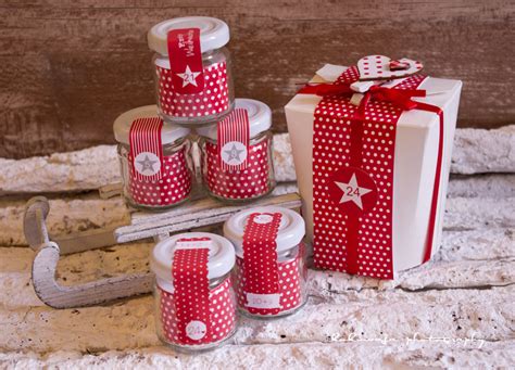 Hallo und herzlich willkommen zum großen produktvergleich. scandiliebe by kukuwaja: Adventskalender in Minigläsern ...