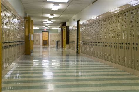 Empty School Hallway And Lockers Spon School Empty Lockers