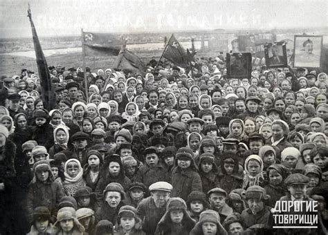 Юлия высоцкая, андрей гусев (ii), владислав комаров и др. Фотопроект «Дорогие товарищи»: как ретроснимки Сыктывкара ...