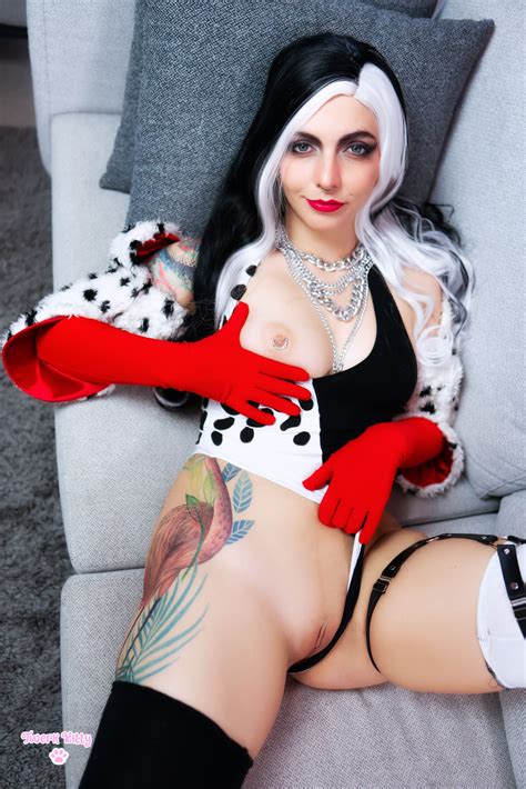 Cruella De Ville From Cruella By Twerk Kitty Nudecosplaygirls Com