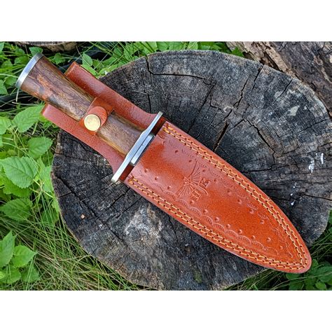 Hilt Walnut Hidden Tang Dagger Hometown Knives Touch Of Modern