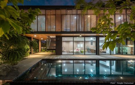 Maybe you would like to learn more about one of these? Tropical Steel House // Comfortable Living in a Modern ...