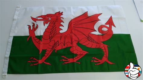 Gales bandera grande de la máquina de impresión de alta resolución colores vivos diferentes banderas nacionales. Comprar Bandera Gales - Comprarbanderas.es