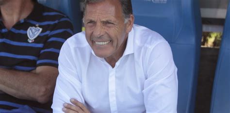 Check spelling or type a new query. Miguel Russo, entre aquella batalla con Gremio y el cariño ...