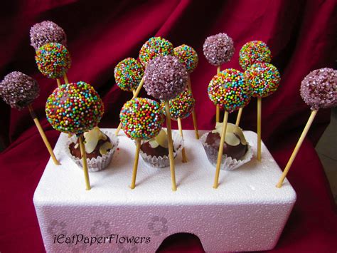 Puoi variare i colori e i gusti in base a quelli che ti piacciono di più. iEatPaperFlowers: Cake pops - Cioccolatosi lecca lecca in ...