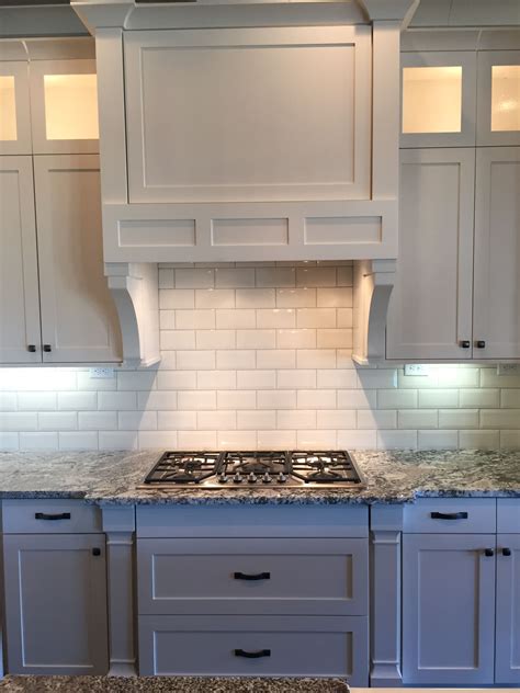 Kitchen backsplash ideas with white cabinets 2020 1040 tax. Pin by Brianna Diamond on Range hood | Kitchen, Range hood ...