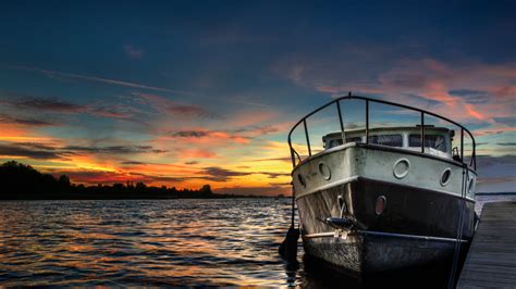 Boat And Sunset Uhd Wallpaper 3840x2160 777999 Wallpaperup
