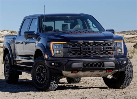 10 reasons why we love the 2023 ford f-150 raptor r