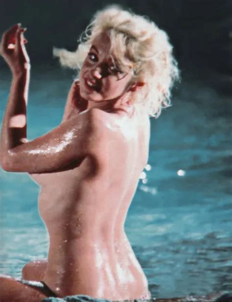 Marilyn Monroe Unseen Nude Swim Shoot Rare X Photos Sgtg
