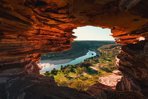 Australia is world famous for its natural wonders and wide open spaces, its beaches, deserts, the bush, and the outback. Road trip: Western Australia in less than 5 days - Tourism ...