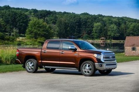 Photo Image Gallery And Touchup Paint Toyota Tundra In Sunset Bronze